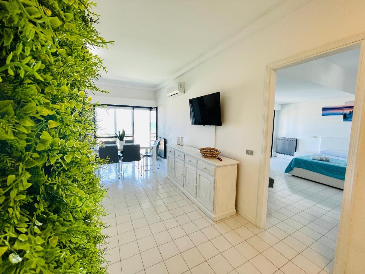 Апартаменты Al Mare Apartament Фано Экстерьер фото