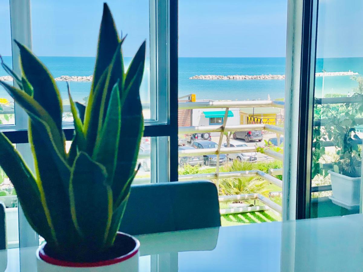 Апартаменты Al Mare Apartament Фано Экстерьер фото